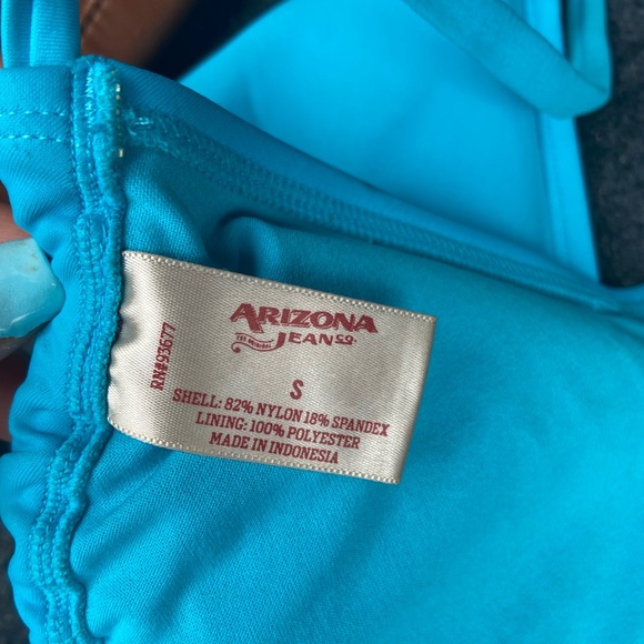 Blue two piece - Picture 4 of 5